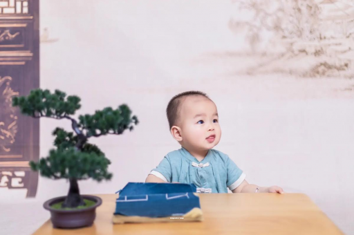 北票宝宝喊肚子疼怎么回事